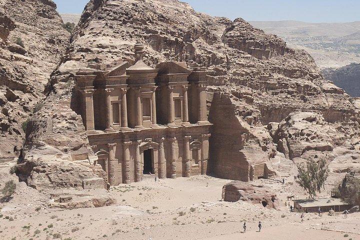 Petra Day Tour - Beste van Petra Tour van Amman met gids en lunch inbegrepen