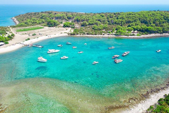 Privat luksusbådtur for 12 fra Split, Brac, Trogir, Hvar