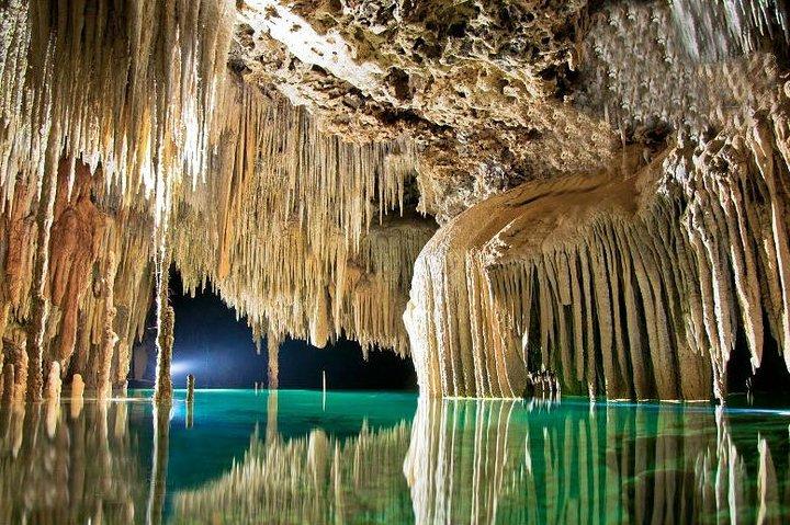 Rio Secreto unterirdische Flusstour mit Kristallhöhlen