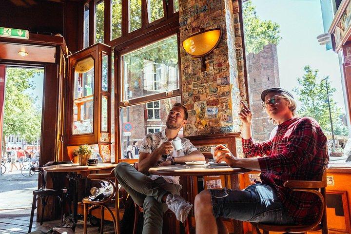Tesoros de Amsterdam : Coffeeshops & Red Light District Private Tour