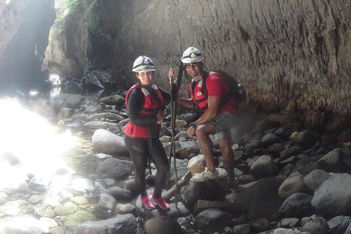 Underjordisk flod i Bayano Cave - Privat
