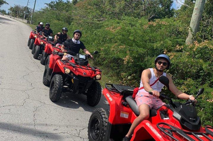 ナッソーのATVツアーを自分で運転(ドライバー21歳+有効なライセンス)