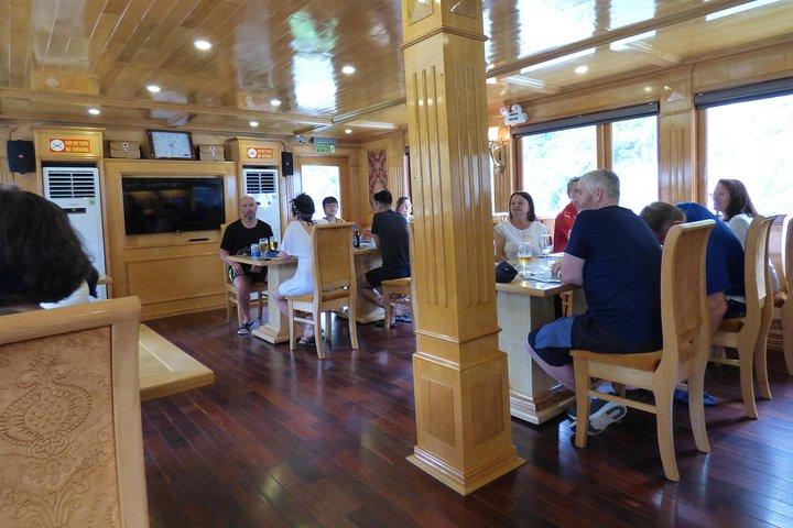 ハロン湾リラックス旅行 - 2日間1泊クルーズ