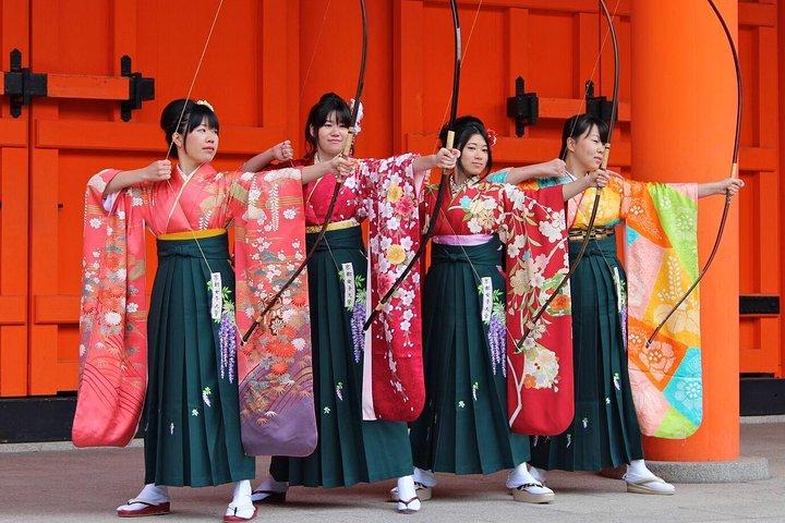 Tour cultural a pie por Kioto : Fushimi Inari, Templo Gion & Zen