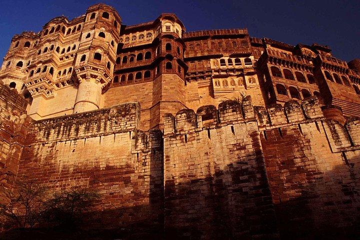 Geführte Tagestour durch die Stadt Jodhpur ab Jaipur mit Mittagessen und Eintritt