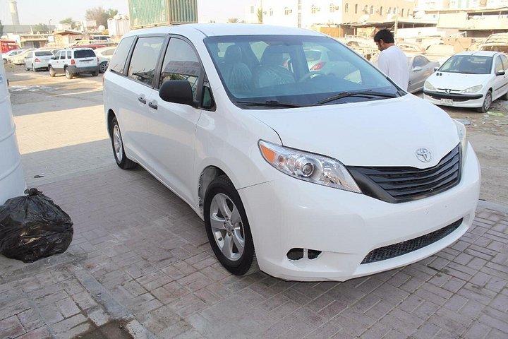 Dubai Full Day Car Hire (8-Hours for 1 to 5 people)