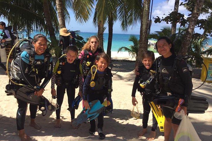 Acuarelas - Descubre Buceo en Boracay