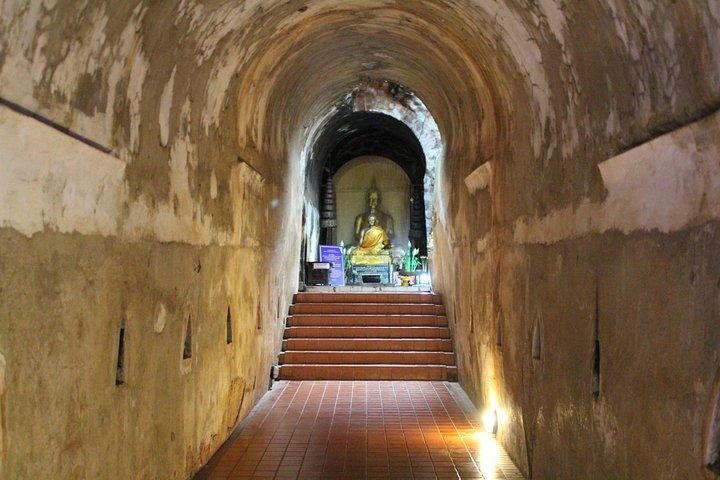 Bedst sælgende!! Fantastisk nattur, Doi Suthep + Wat umong - Top skal besøge!