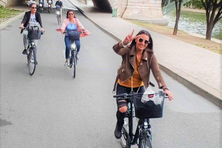 Paris: charmerende kroge og kraner cykeltur