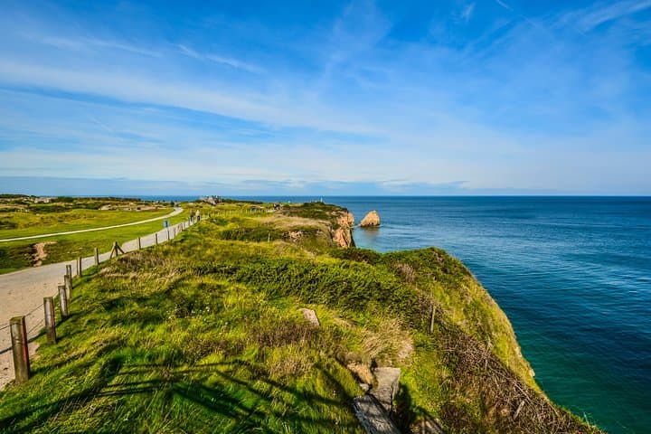 Normandy D-Day Beaches and American Cemetery Day Trip from Paris