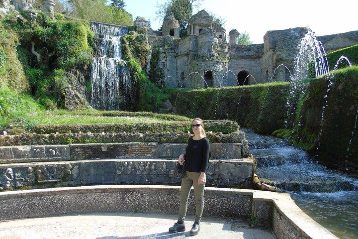 ローマのVilla d'EsteとVilla Adriana SkipTheLineチケットが含まれています