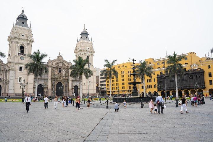 Excursión a pie de medio día a la ciudad de Lima (grupos pequeños)