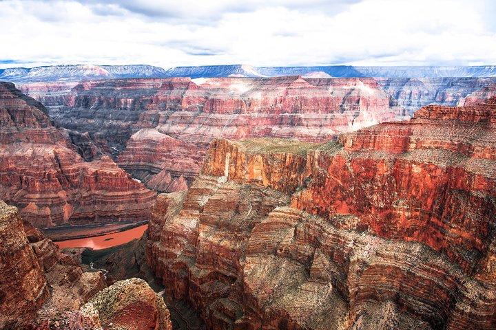 Escapada de un día para grupos pequeños al West Rim del Gran Cañón desde Las Vegas