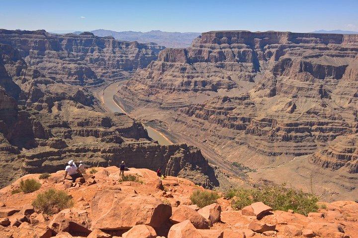 Escapada de un día para grupos pequeños al West Rim del Gran Cañón desde Las Vegas