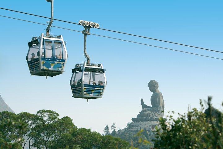 Lantau Tour från HK Central: Linbana, Big Buddha & Tai O Village