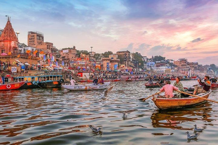 Varanasi Boottocht en Oude tempels Dagtocht met ontbijt