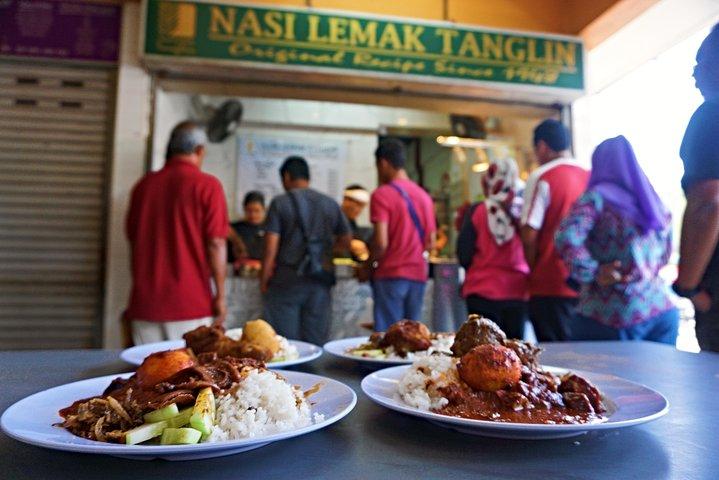 Sambal & Curry Street Food Stadtrundfahrt mit professionellem Reiseleiter