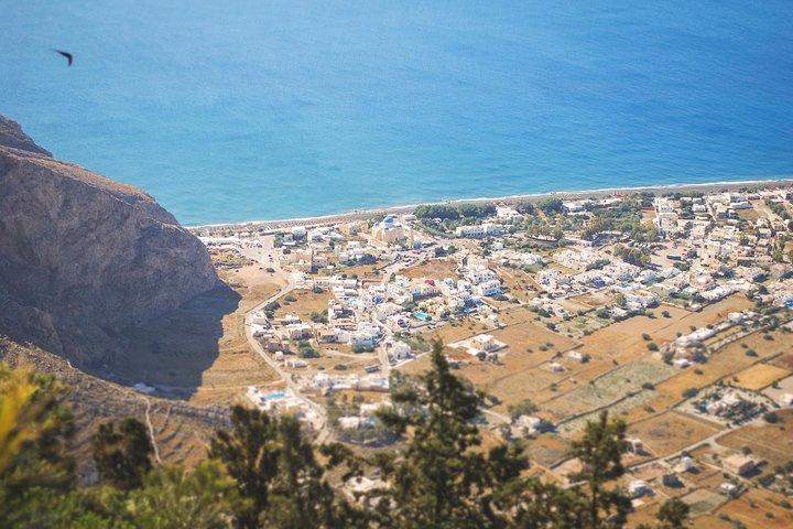 Εxplore as praias de Santorini