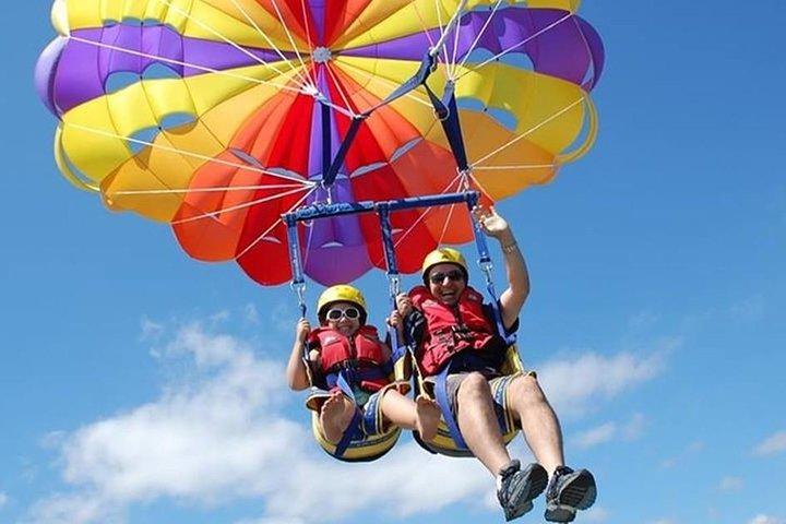 Parasailing a Rio de Janeiro con prelievo e rientro in hotel