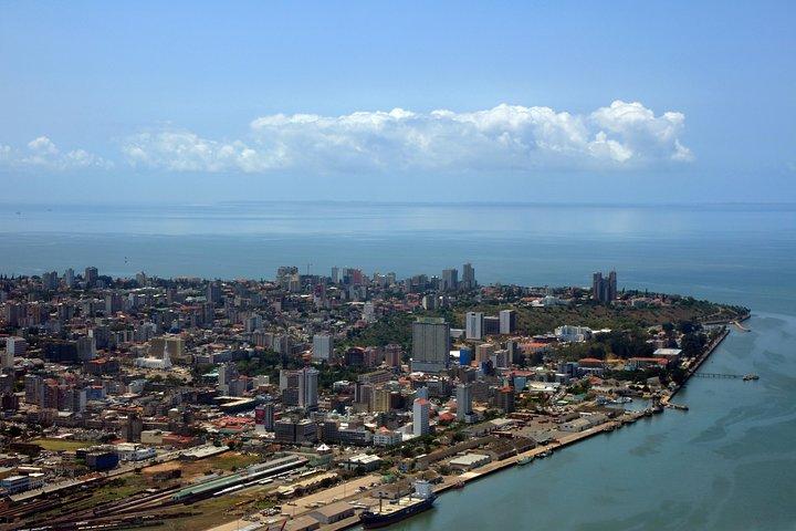 Tour Around Maputo City By Car