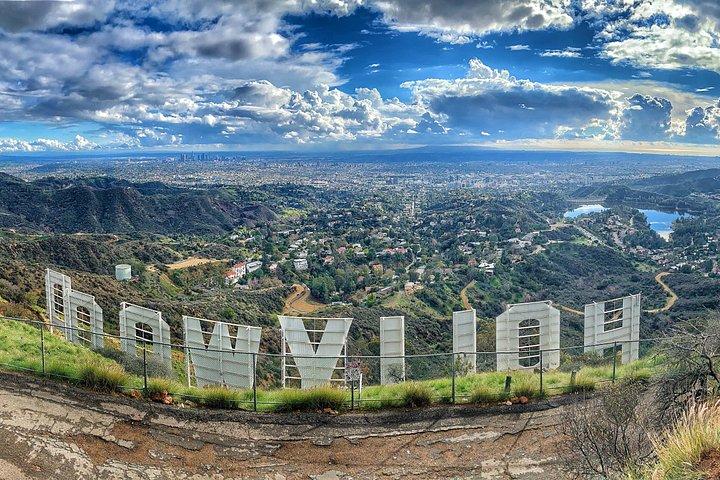 Hollywood Sign 2.5 - Tour de una hora con comediantes y sus perros