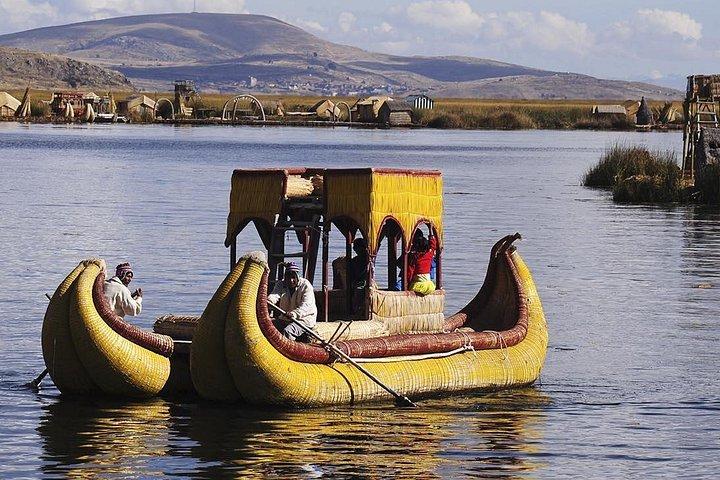 チチカカ湖とウロスとタキーレの1日ツアー-午前