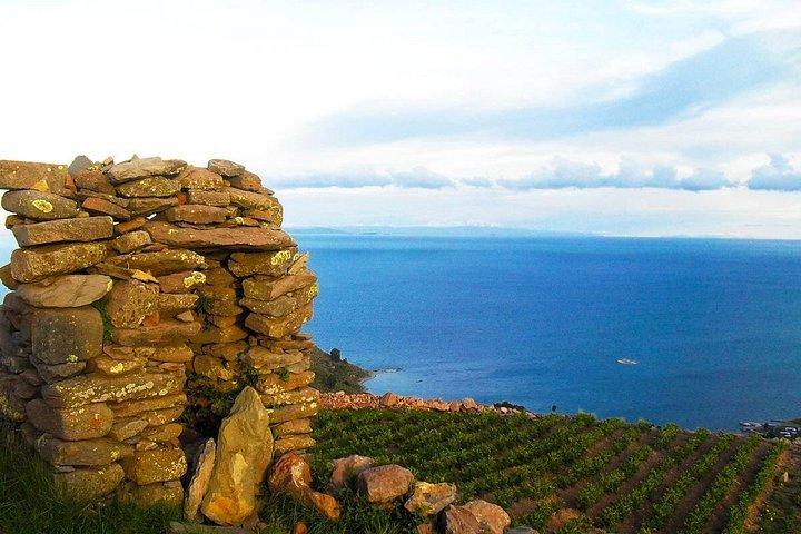 TITICACA- UROS - AMANTANI – TAQUILE ) 2 Days / 1 Nigth