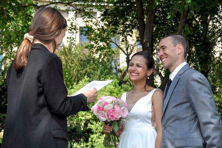 Paris Renew Your Wedding Vows Experience with Professional Photographer