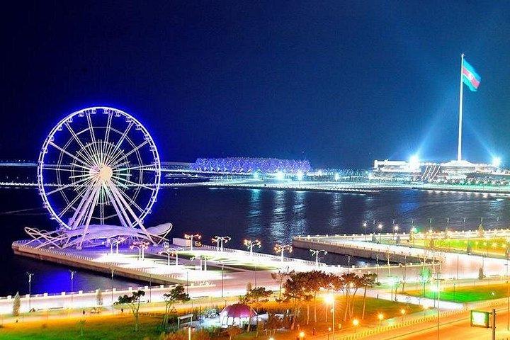 バクーライト：バクーライトに照らされたナイトツアー