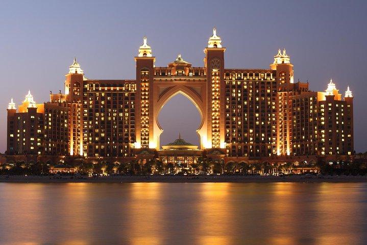 Stadstour door Dubai met woestijnsafari, kameelrit, dune bashen en barbecue