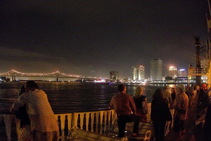 Paddlewheeler Creole Queen Jazz Dinner Cruise in New Orleans