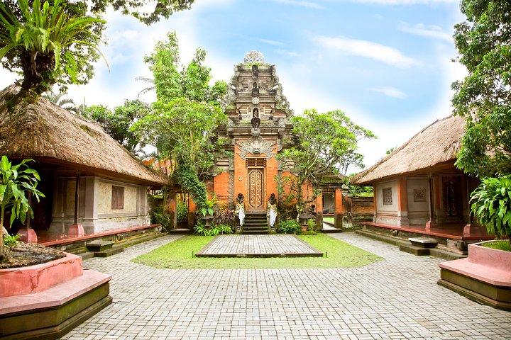 Bali-Ausflugfahrer