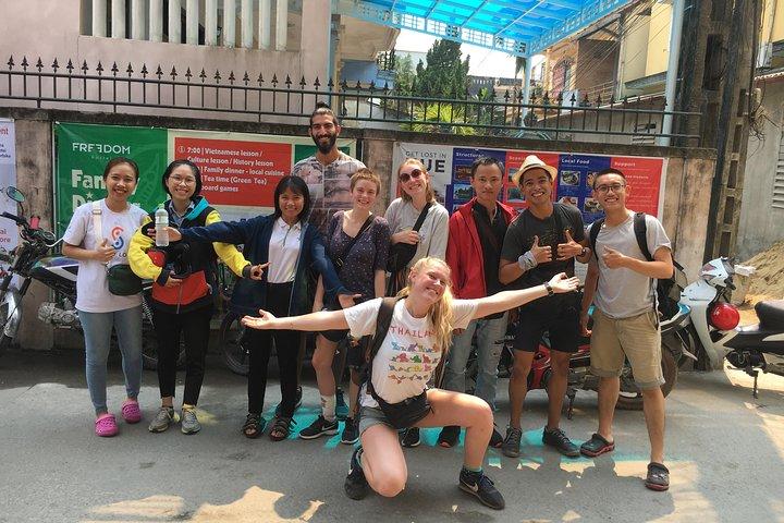 História de Hue e pontos escondidos: City Tour com curadoria e insights locais
