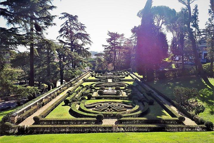 Roma: tour privado por los Museos y los Jardines Vaticanos. Servicio de recogida incluido.