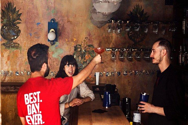 アテネ・ムーンライト・ワリングツアー（飲み物とメゼ料理付き）