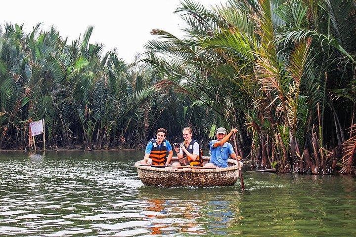 Cours de cuisine à Hoi An : marché local, bateau-panier, pêche et cuisine
