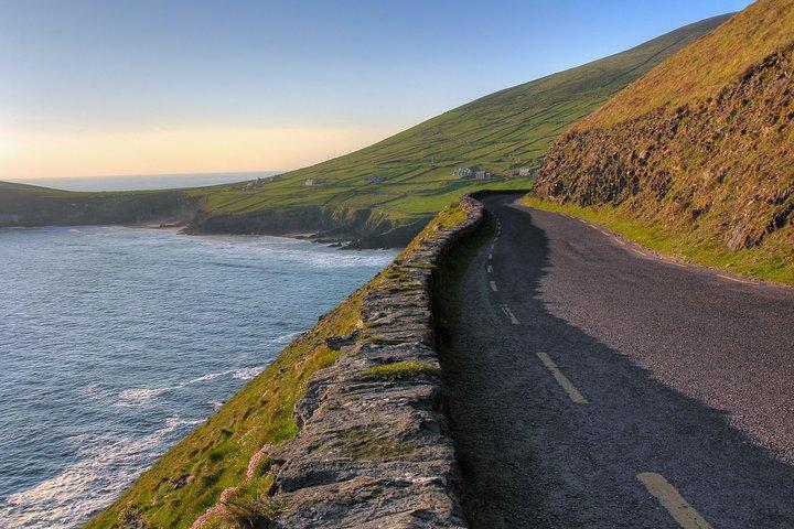 Cliffs of Moher & the Burren Tour ab Galway