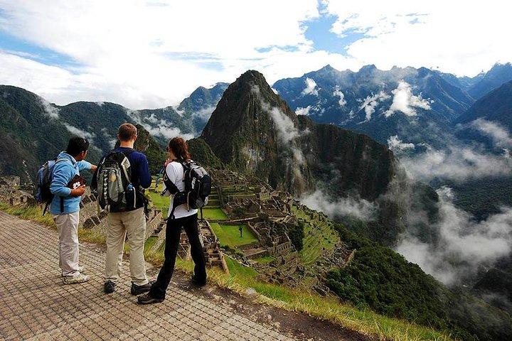 Inca Jungle Trek to Machu Picchu 4 days