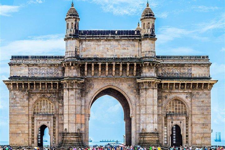 Tour della città sud di Mumbai con la baraccopoli di Dharavi in veicolo privato