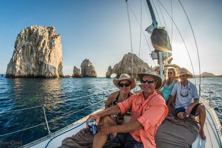 Privates luxuriöses 42-Fuß-Segeln mit Schnorcheln in Los Cabos