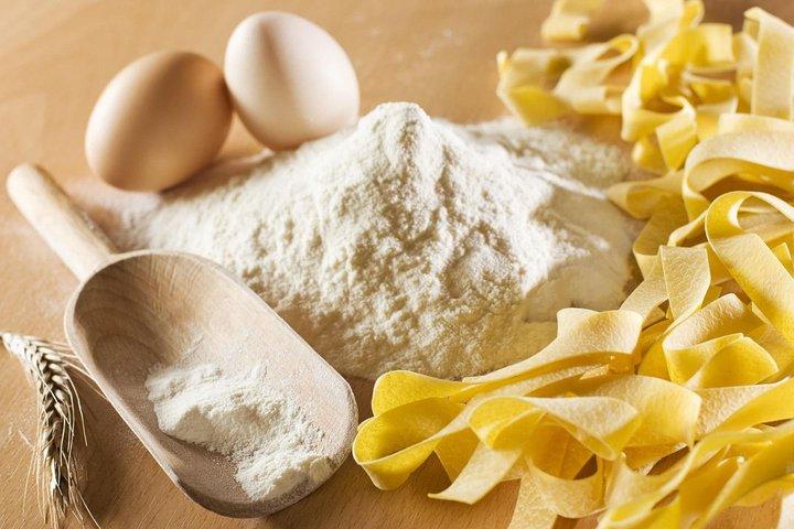 フィレンツェのサンジミニャーノワイナリーでのトスカーナ料理教室