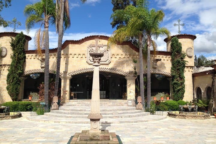 Valle de Bravo: Private & Small group tour from Mexico City