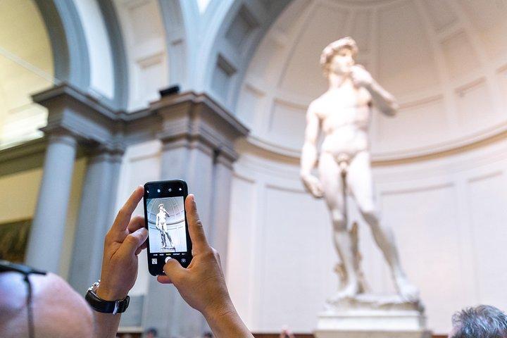 Michelangelo’s David, Accademia & Uffizi Small Group Tour