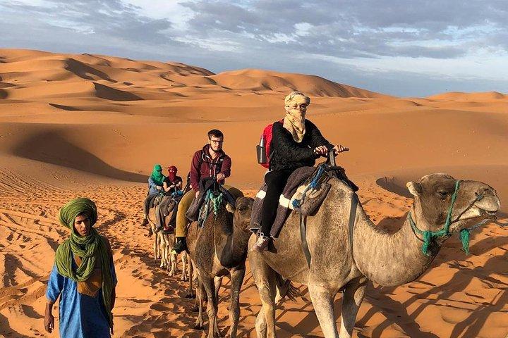 4 días: Tour privado por el desierto desde Marrakech a Merzouga y Camel Trek
