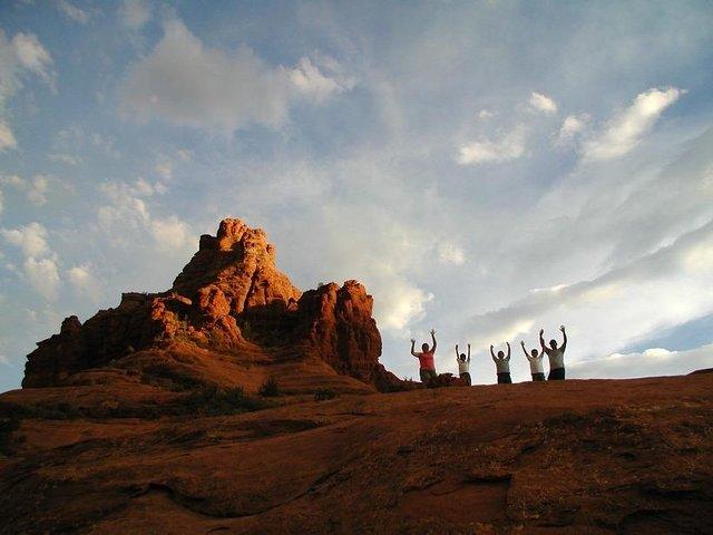 少人数またはプライベートのセドナとネイティブアメリカン遺跡日帰りツアー