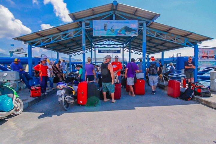 Koh Phangan a Koh Samui por Seatran Discovery Ferry