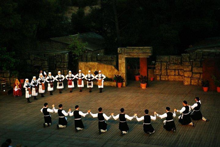ギリシャ舞踊レッスンアテネのドラ・ストラトゥー劇場