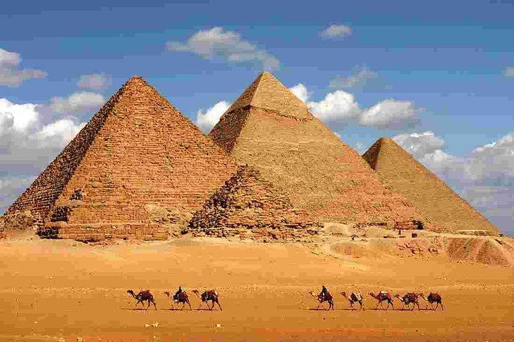 Half-Day Cairo Sightseeingtur til Pyramiderne i Giza & Sfinx