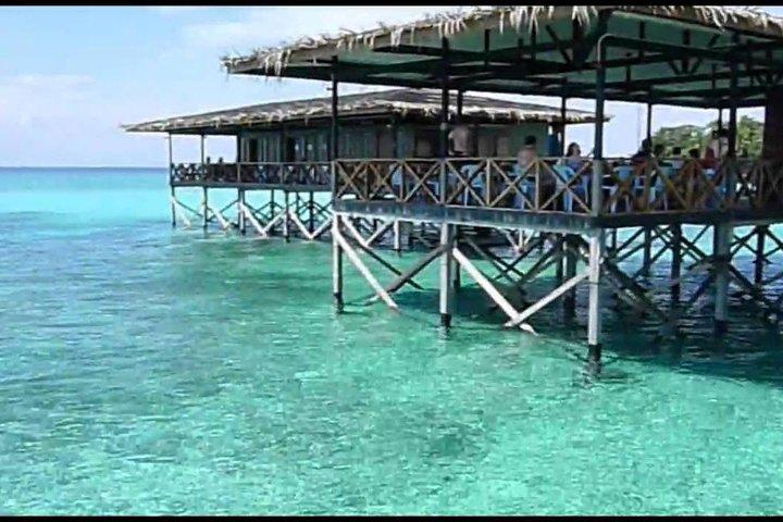 コタキナバル発マンタナニ島スノーケリングツアー