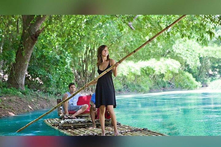 Martha Brae Bamboo Rafting Rolig sindsro